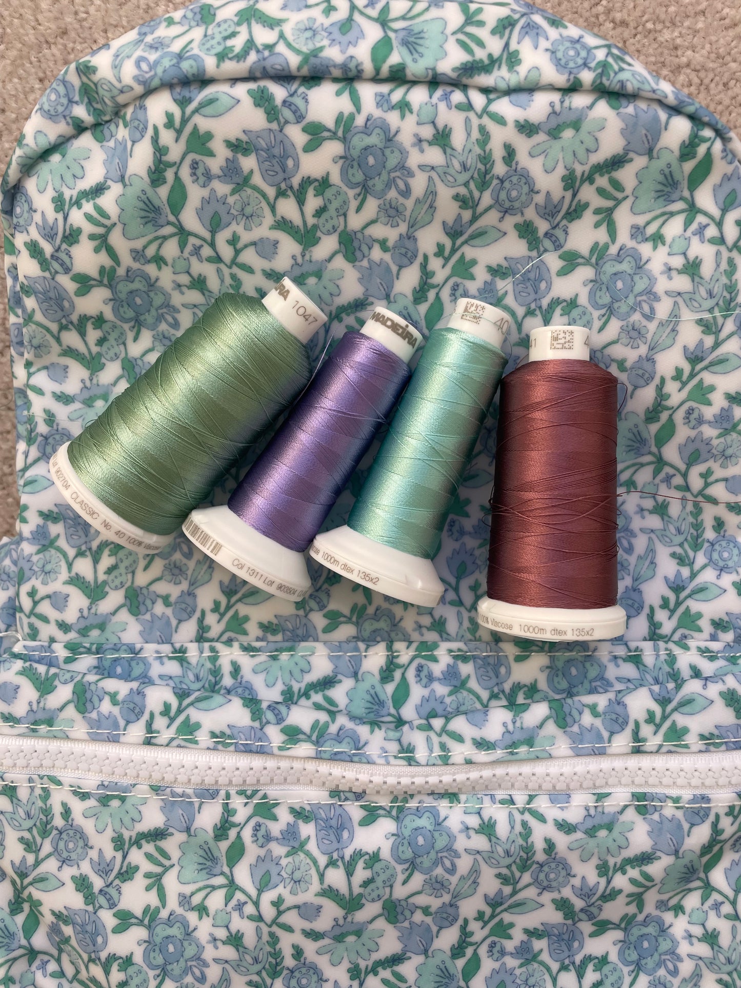 TRVL Design Hamptons Floral Mini Backer