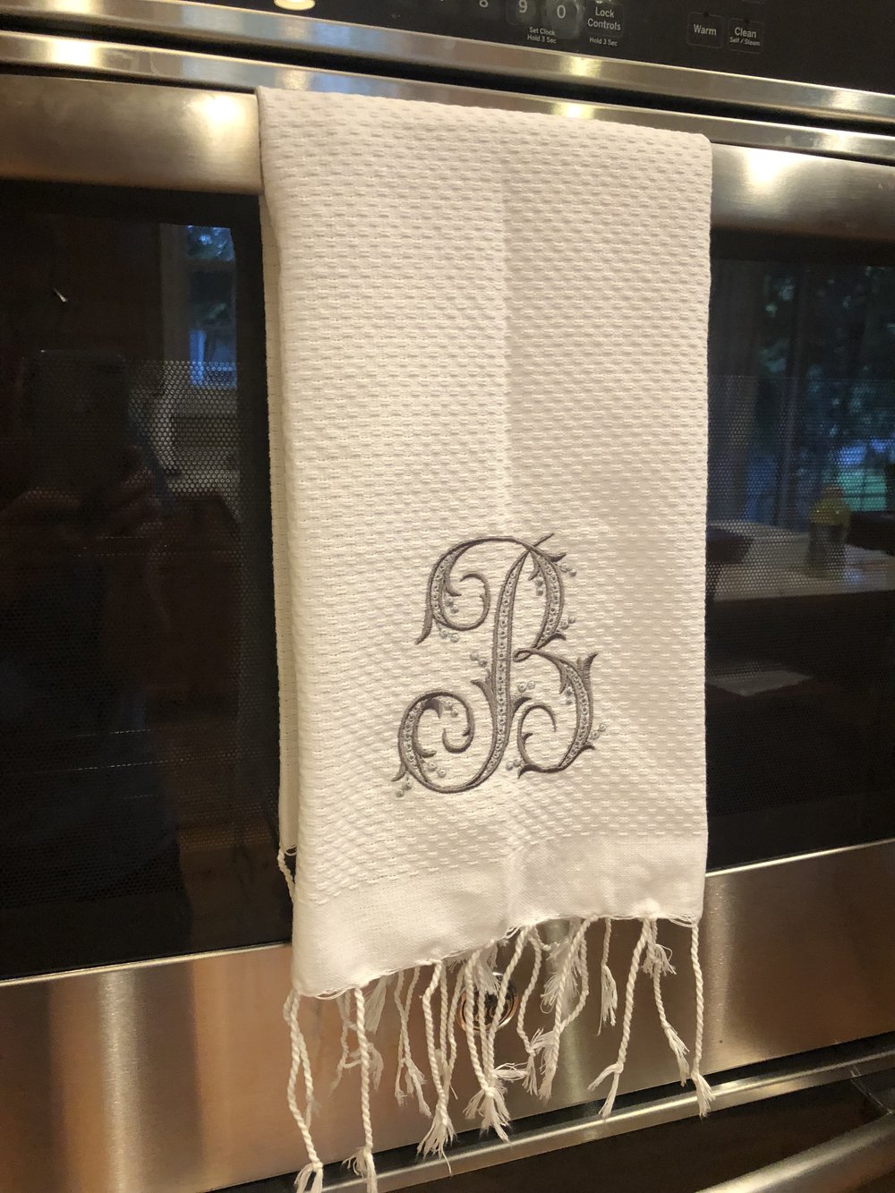 Monogrammed Turkish Fouta Guest Towel: Solid